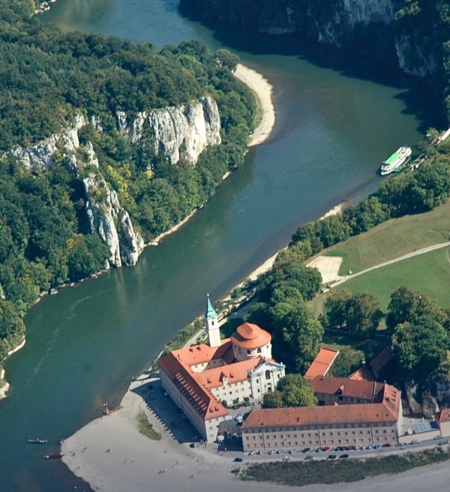 Access to little-known gems